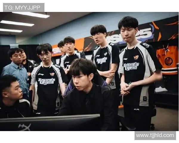 英雄联盟最新实力榜单揭晓EDG强势领跑TOP10战队分析